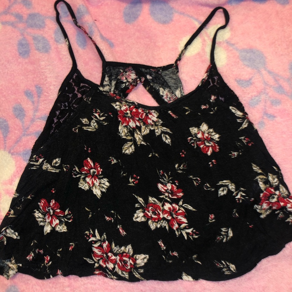 floral crop top with an open bacn